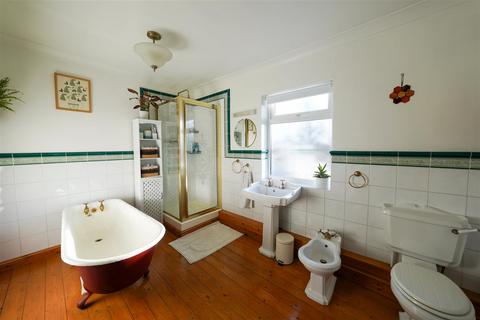 3 Broad Road, Acocks Green, Birmingham, B27 7UZ