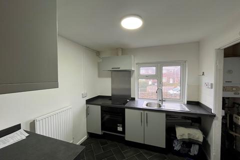 2 bedroom flat for sale, Gloucester Court, Caerleon, Newport NP18