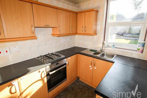 4 bedroom house to rent, The Glen, Southall, Middlesex