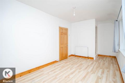 183 Wyndhurst Road, Birmingham, B33 9JN