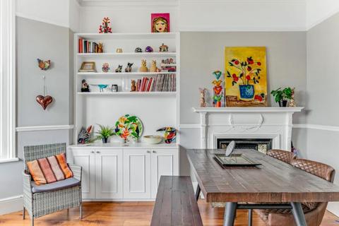 3 bedroom flat to rent, Mowbray Road, Mapesbury, NW6 7QS