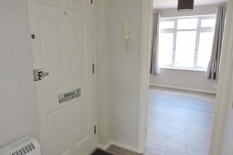 undefined, Sopwith Avenue, Chessington, KT9