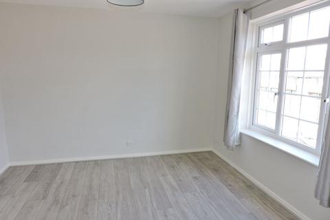undefined, Sopwith Avenue, Chessington, KT9