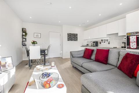 1 bedroom apartment for sale, Yarrow Apartments, Mill Hill East