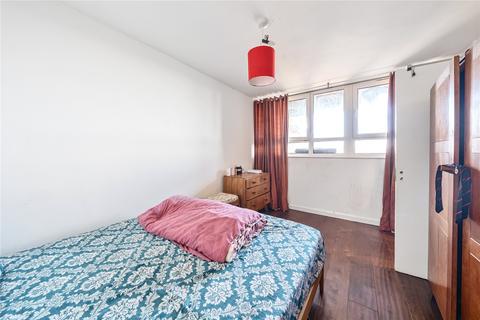 199 Hampson Way, London, SW8 1HU