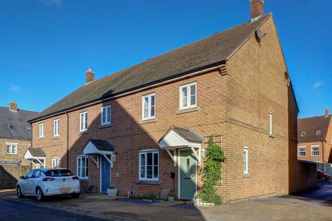 3 bedroom end of terrace house for sale, Alner Road, Blandford Forum