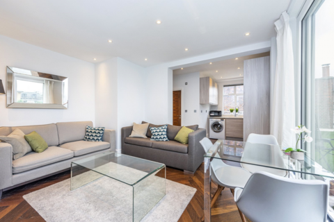 2 bedroom flat to rent, Hallam Court, 77 Hallam Street, London