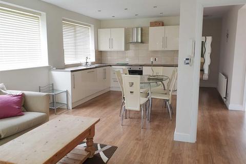 2 bedroom flat for sale, Lacey Court, WILMSLOW