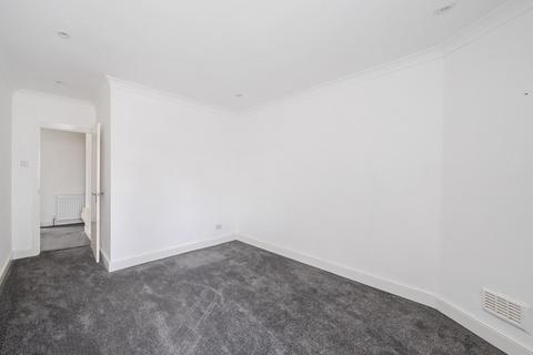 1 bedroom apartment for sale, Croft Court, Brickwall Lane, Ruislip