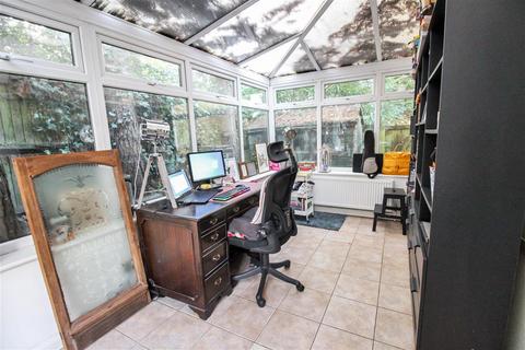 39 Cornwall Road, Whitehill, Bordon, GU35 9PP