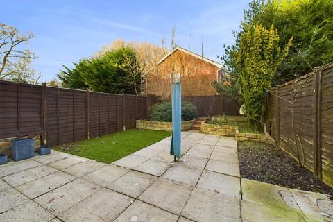 38 Ash Rise, Northampton, NN2 8SB