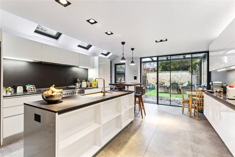 5 bedroom terraced house for sale, Roseneath Road, SW11