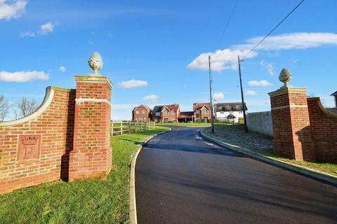 2 bedroom terraced house for sale, Hurstbourne Priors