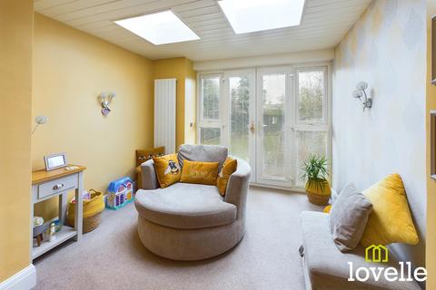 3 bedroom semi-detached house for sale, Wolfreton Lane, East Riding of Yorkshire HU10