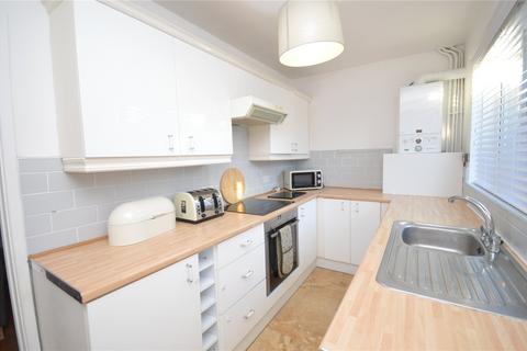 2 bedroom terraced house for sale, Winrose Avenue, Leeds