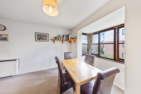10 Chalice Way, Greenhithe, DA9 9PS