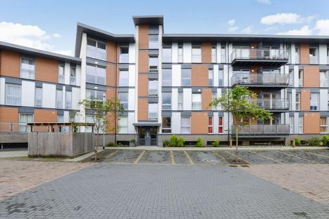 2 bedroom flat for sale, Commonwealth Drive, Crawley RH10