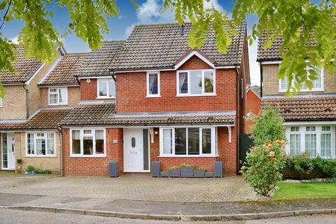 4 bedroom detached house for sale, Fletchers Lane, Ipswich IP5