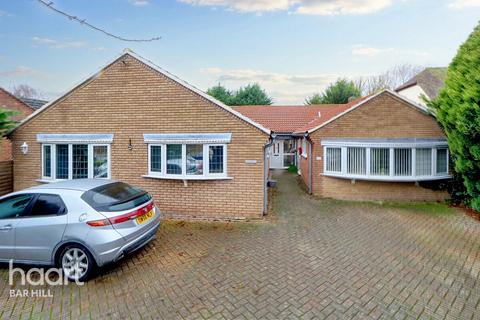 2 bedroom bungalow for sale, Station Road, Willingham