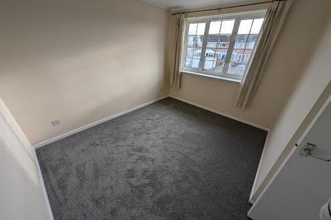 67 Littledean, Yate, Bristol, BS37 8UQ