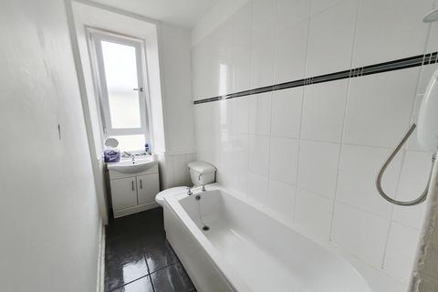 1 bedroom flat for sale, Kilfinan Street, Flat 2-2, Glasgow G22