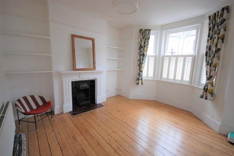 2 bedroom flat to rent, Mowll Street, Oval SW9