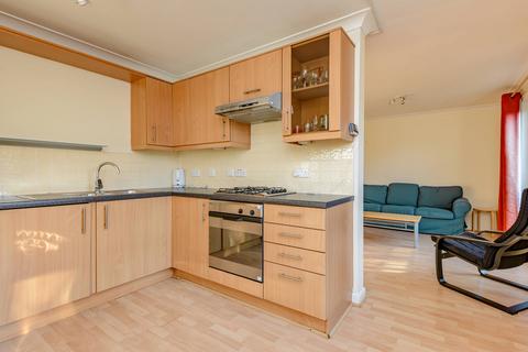 153/5 Easter Road, Edinburgh, EH7 5QB