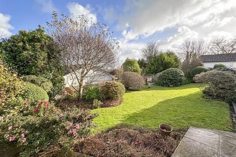 3 bedroom detached bungalow for sale, Falmouth