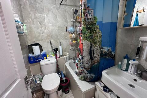 5 bedroom detached house for sale, Porters Avenue, Dagenham
