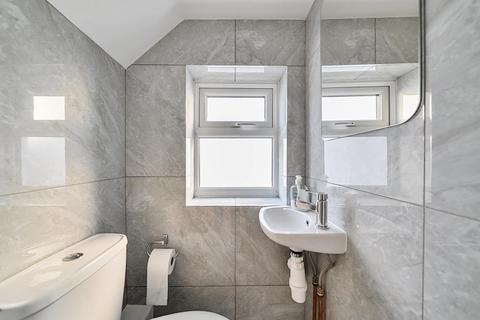 3 bedroom semi-detached house to rent, Stanmore,  Harrow,  HA7