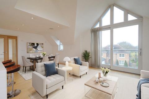 Flat 5, Glenwood House Wayneflete Place, Esher, KT10 8BP