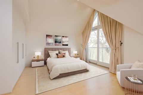 Flat 5, Glenwood House Wayneflete Place, Esher, KT10 8BP