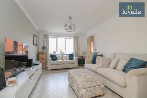 16 Allington Drive, Great Coates, Grimsby, DN37 9FF