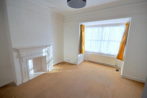 2 bedroom end of terrace house for sale, Whitley Road, Eastbourne