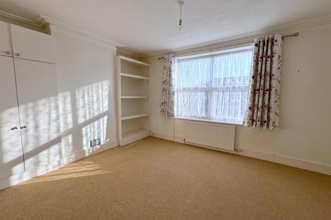 2 bedroom end of terrace house for sale, Whitley Road, Eastbourne