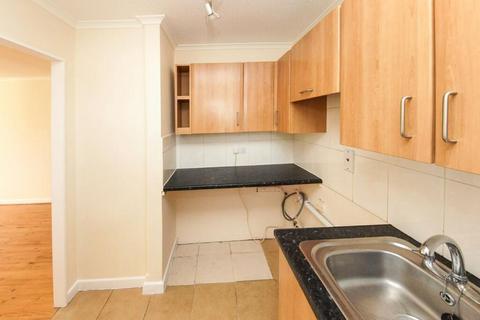 2 bedroom flat for sale, Franklin Road, Weymouth, DT4