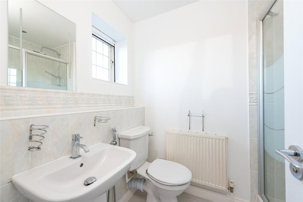 Bed 4 En Suite