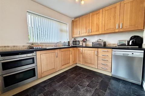 4 bedroom semi-detached bungalow for sale, Ringway, Garforth, Leeds