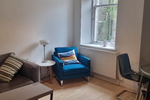 2 bedroom flat to rent, Union Street, Aberdeen AB10