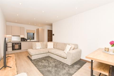 1 bedroom apartment for sale, Croydon Road, Caterham, Surrey