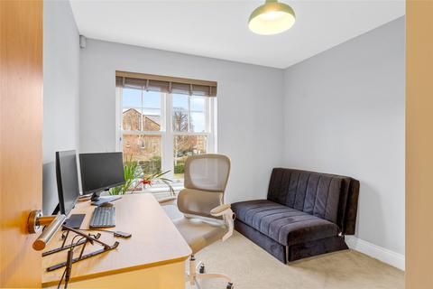 2 bedroom flat for sale, Hardwicke Road, Reigate, Surrey, RH2