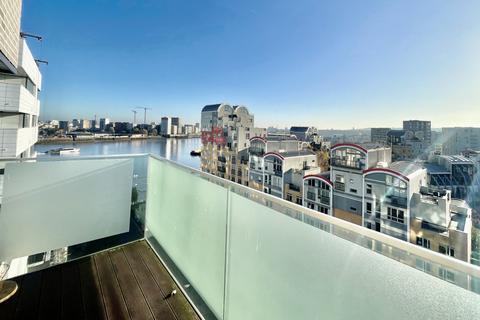 3 bedroom apartment to rent, 22 John Harrison Way, London SE10