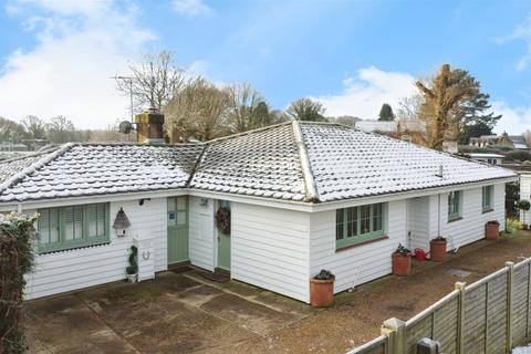 4 bedroom detached bungalow for sale, Main Street, Northiam