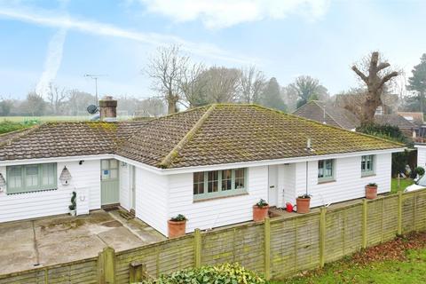 4 bedroom detached bungalow for sale, Main Street, Northiam