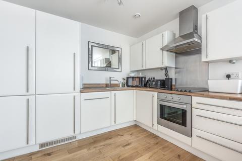 2 bedroom apartment for sale, Marine Street, London