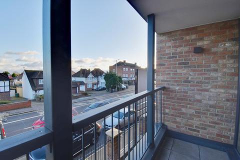 2 bedroom apartment to rent, St. Albans Road, Hertfordshire WD24