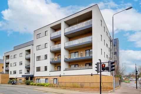 2 bedroom flat for sale, 1 Thornbury Way, London E17