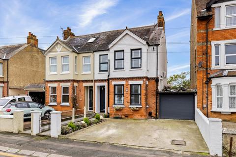 4 bedroom semi-detached house for sale, Wear Bay Crescent, Folkestone, CT19