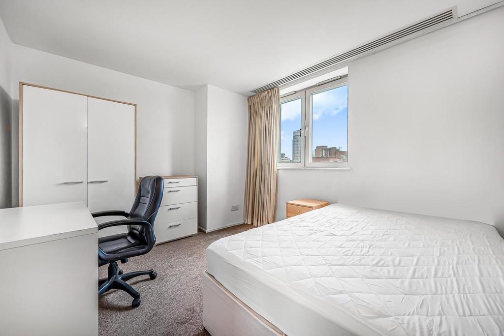 BEDROOM2.jpg
