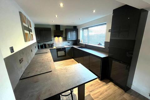 4 bedroom detached house for sale, Holmeswood Park, Rossendale BB4